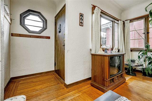 3069 Kitchener St, Vancouver East 4