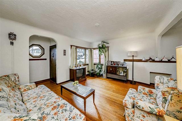 3069 Kitchener St, Vancouver East 5