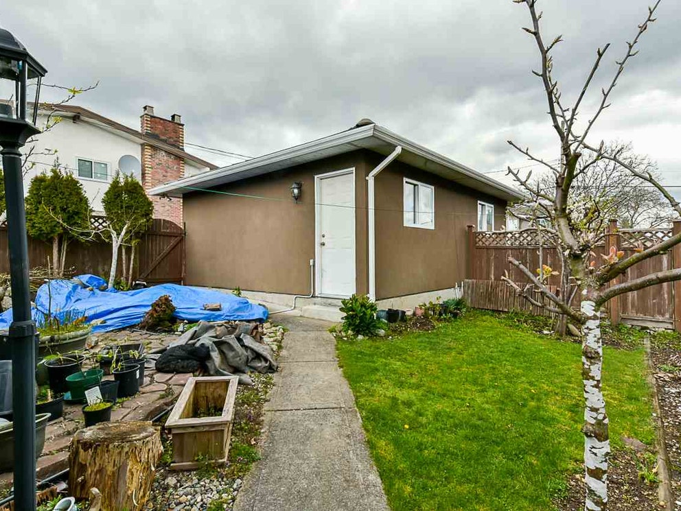 7629 14th Avenue, Burnaby 27