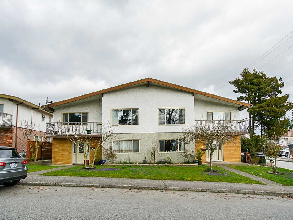 7776 7778 4th St, Burnaby 2