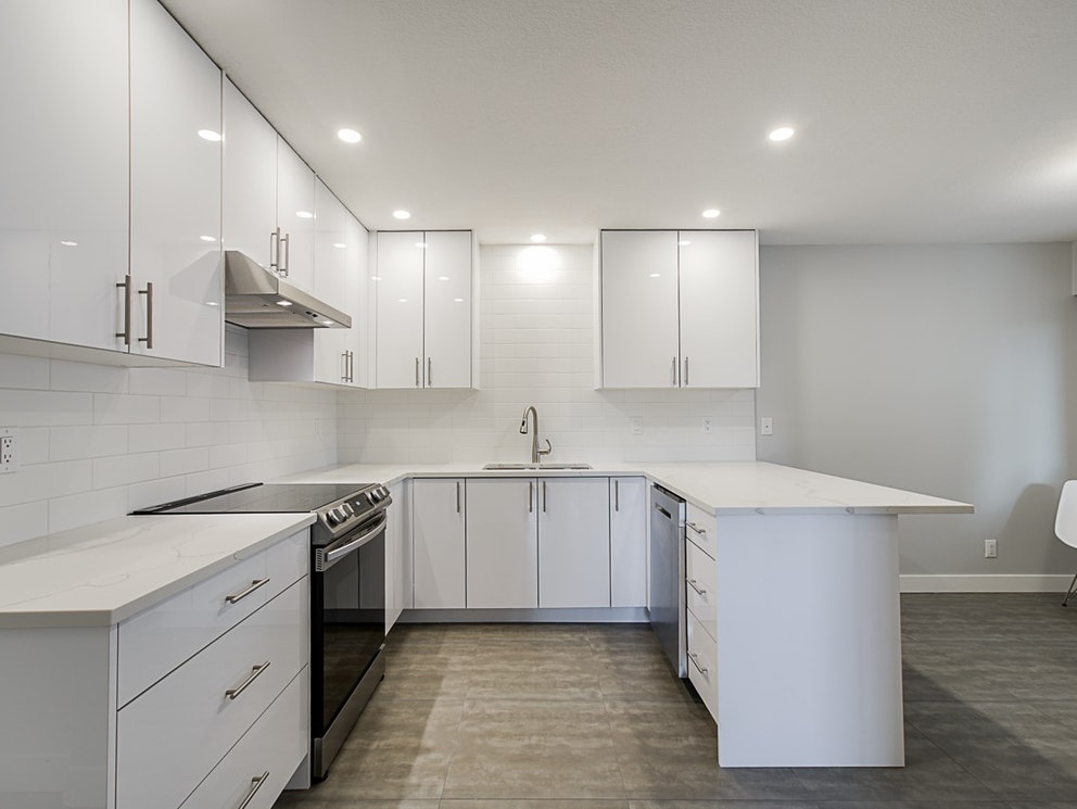 7776 7778 4th St, Burnaby 26