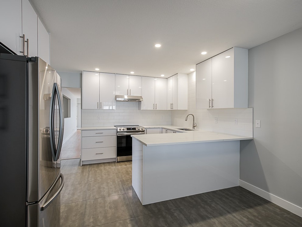 7776 7778 4th St, Burnaby 28