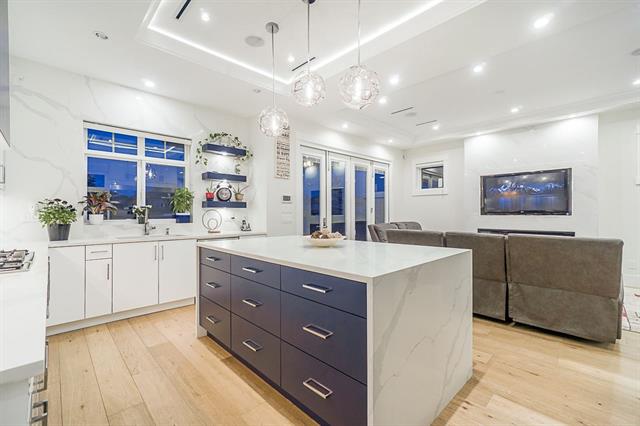 8151 13th Ave, Burnaby 16