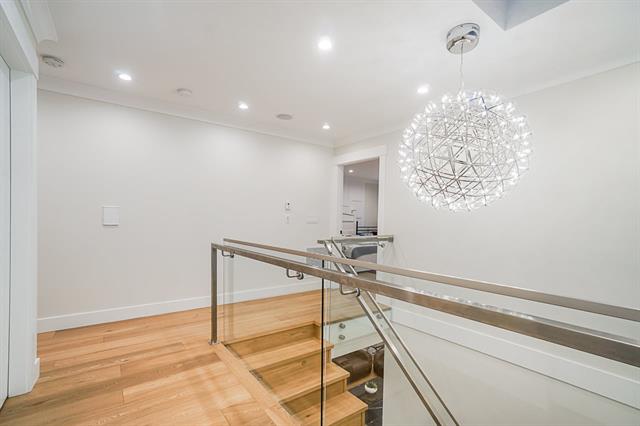 8151 13th Ave, Burnaby 22