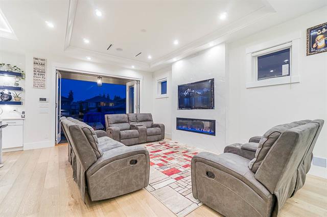 8151 13th Ave, Burnaby 9
