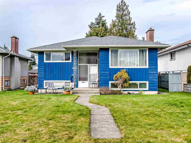 8227 13th Ave, Burnaby