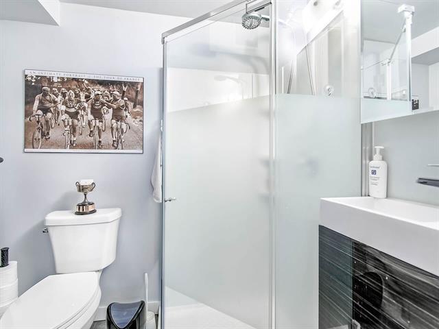 8227 13th Ave, Burnaby 22