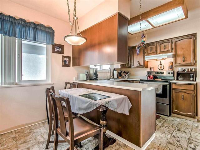 8227 13th Ave, Burnaby 9