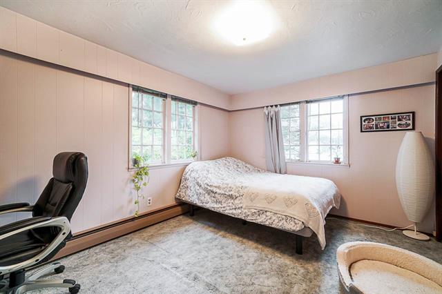 8657 Armstrong Ave, Burnaby East 25