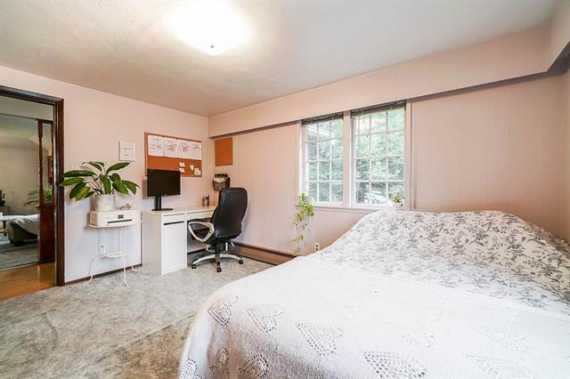 8657 Armstrong Ave, Burnaby East 26