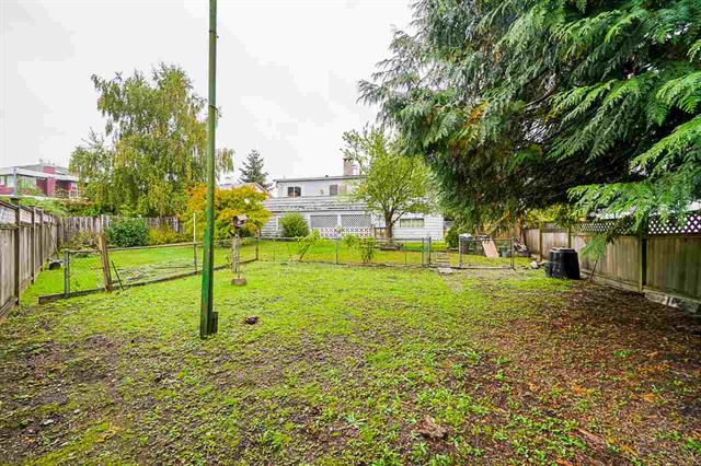 8657 Armstrong Ave, Burnaby East 37