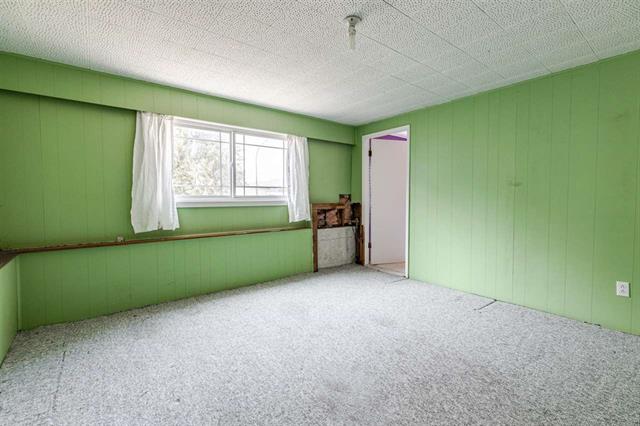 8742 Armstrong Ave., Burnaby East 19