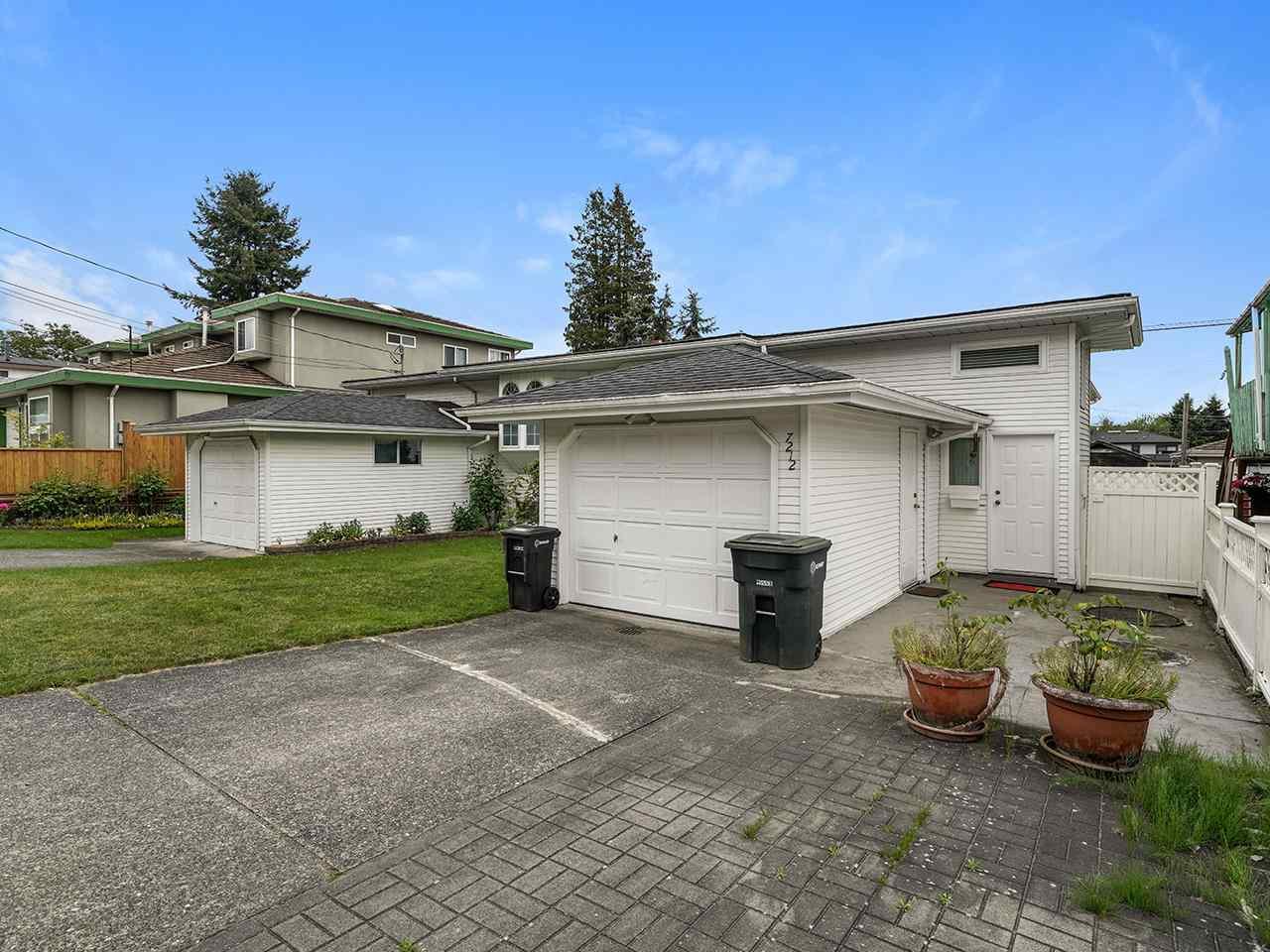 7212 16TH Avenue, Burnaby East 2