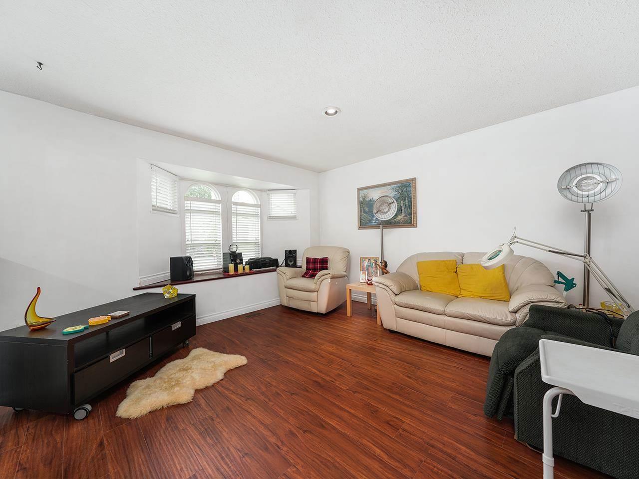 7212 16TH Avenue, Burnaby East 4
