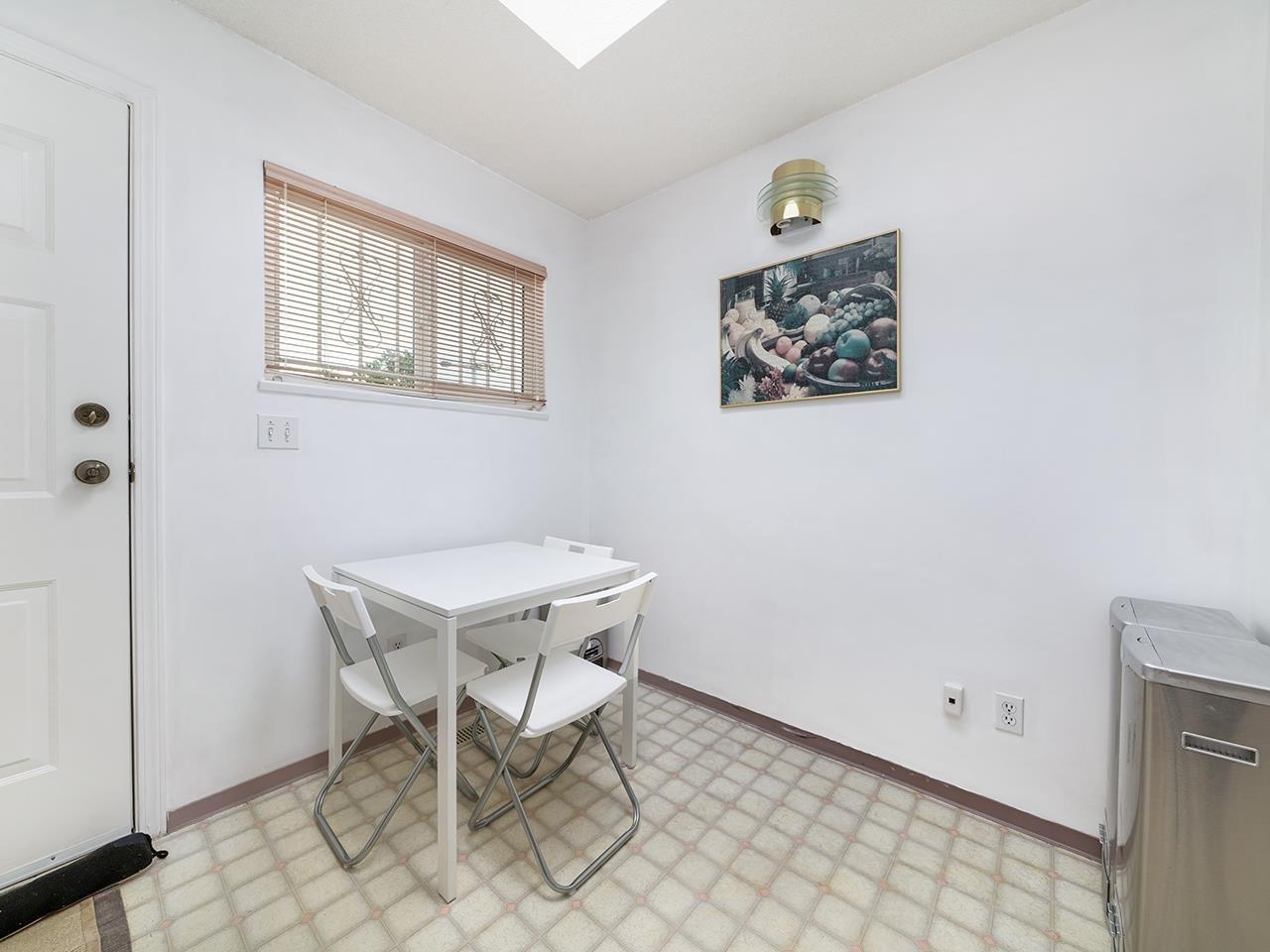 7212 16TH Avenue, Burnaby East 9