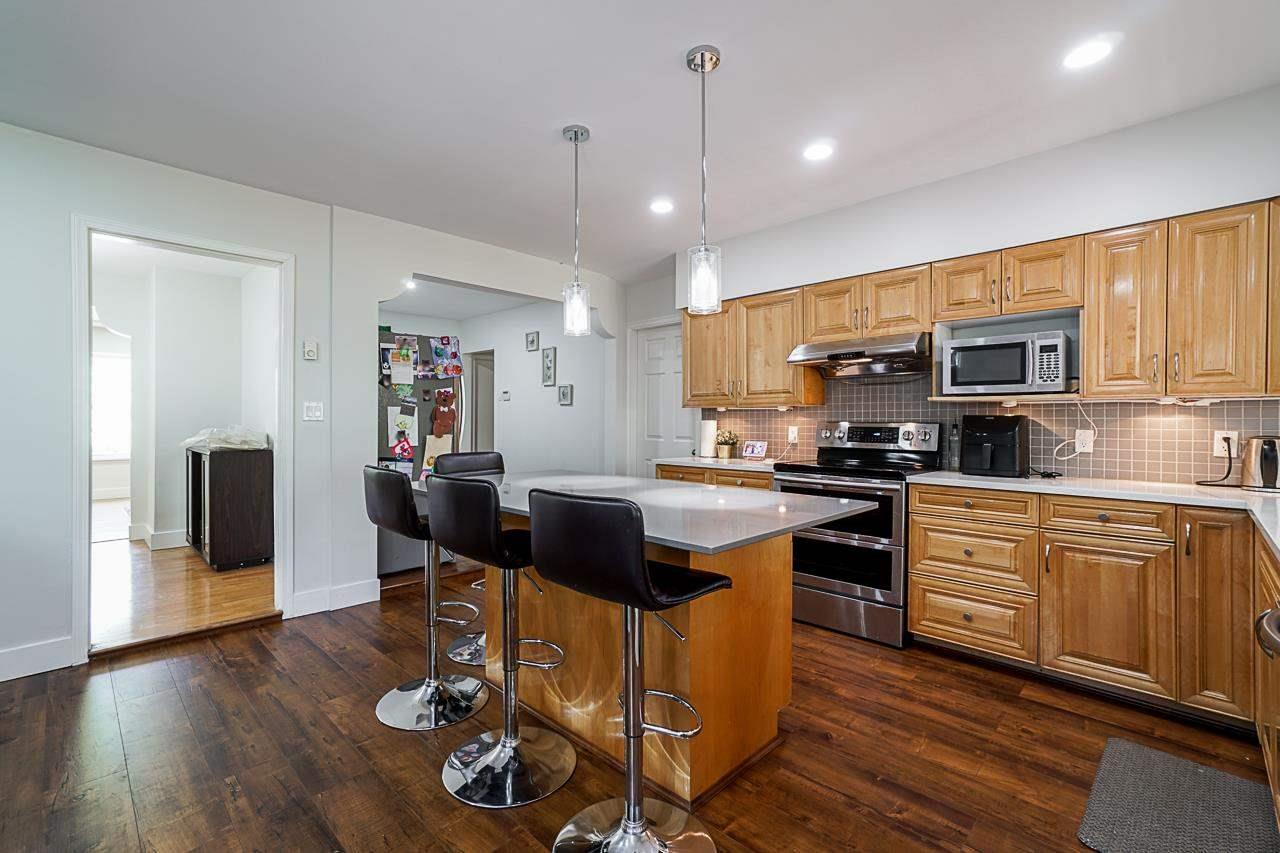 8270 Wedgewood St, Burnaby South 14