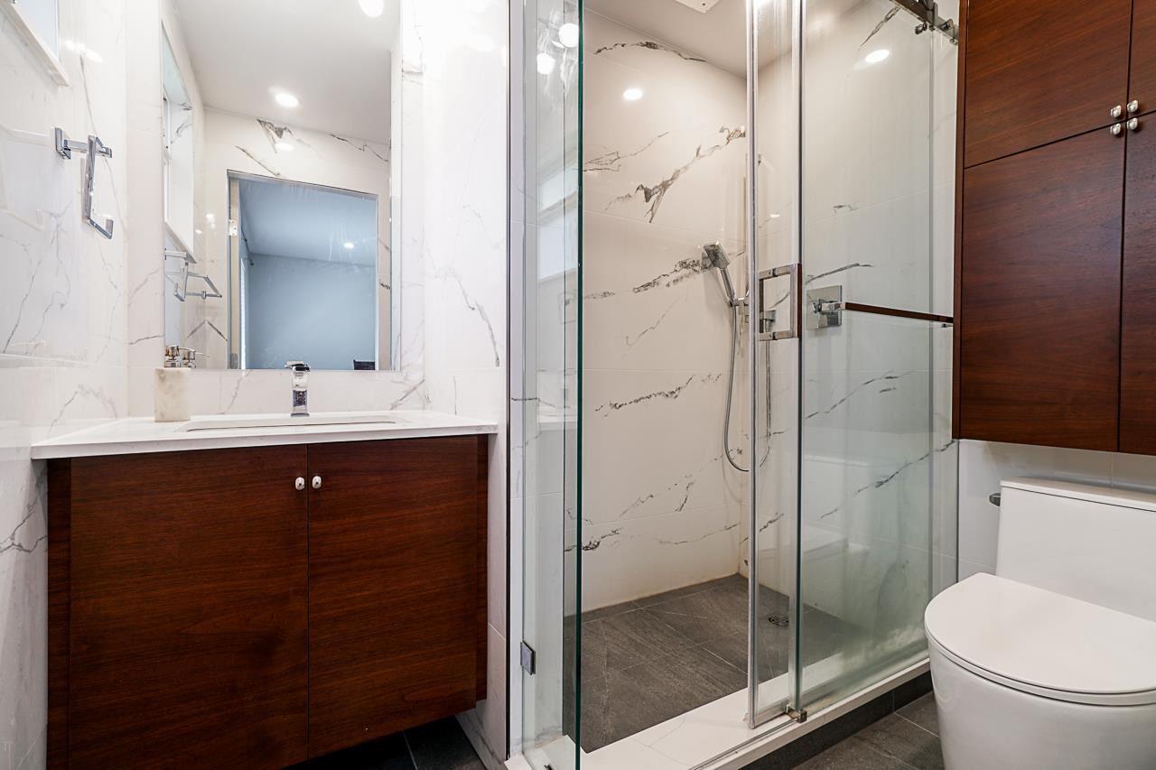 8270 Wedgewood St, Burnaby South 23