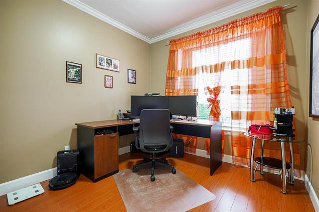 8125 10th Ave, Burnaby East 23