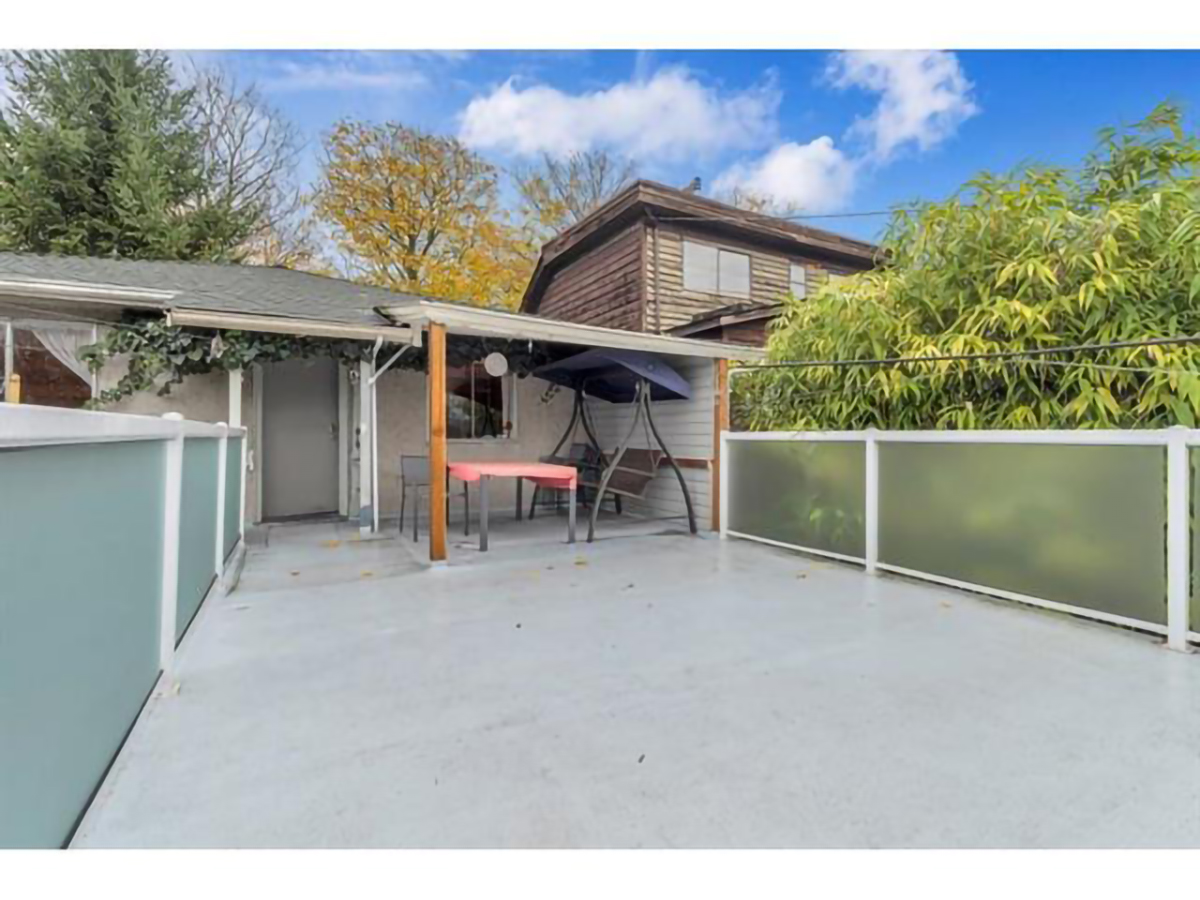 3576 E Pender Street, Vancouver East 13