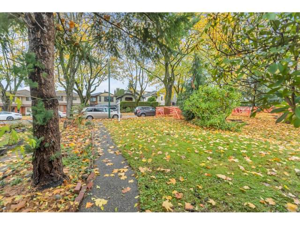 3576 E Pender Street, Vancouver East 3