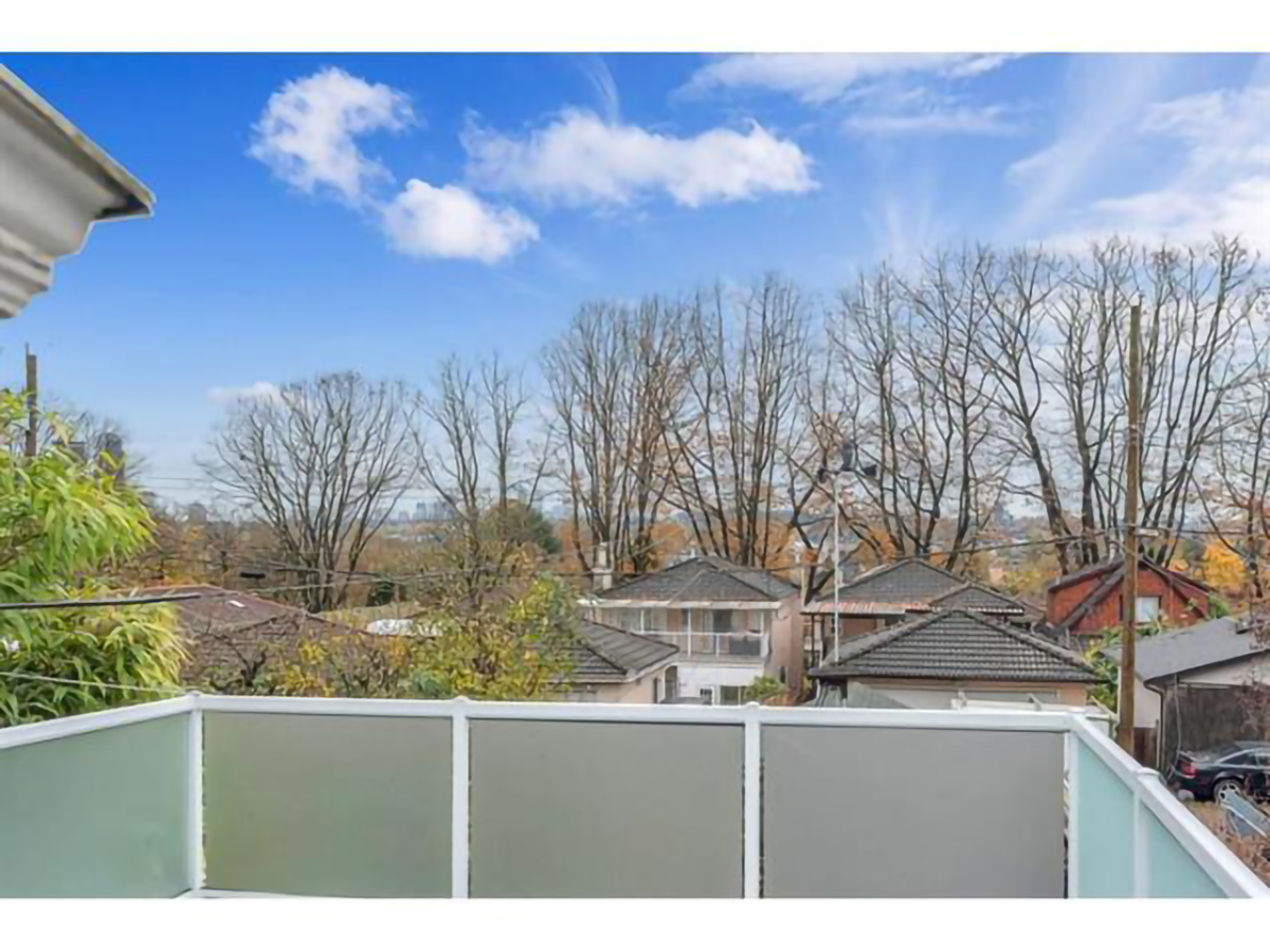 3576 E Pender Street, Vancouver East 29
