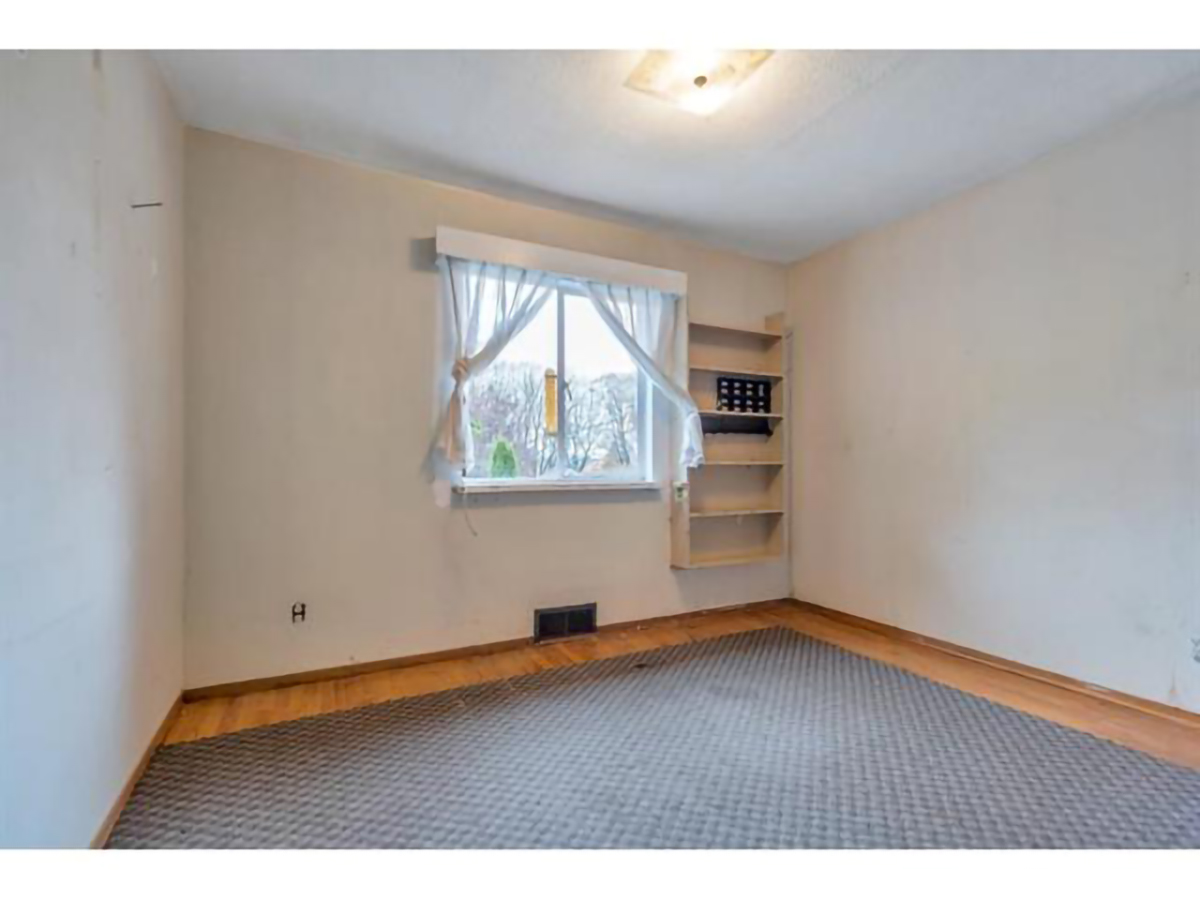 3576 E Pender Street, Vancouver East 9