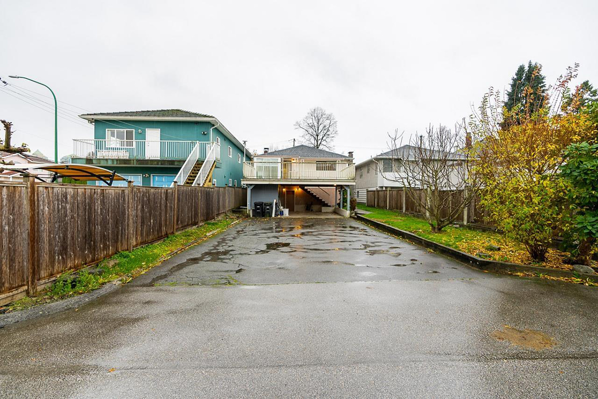 6279 Imperial Street, Burnaby South 38