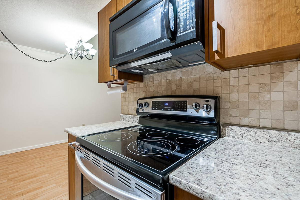 437 9101 Horne Street, Burnaby North 10