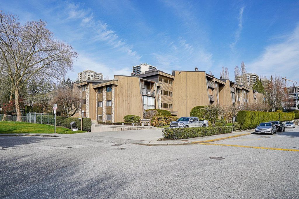 437 9101 Horne Street, Burnaby North