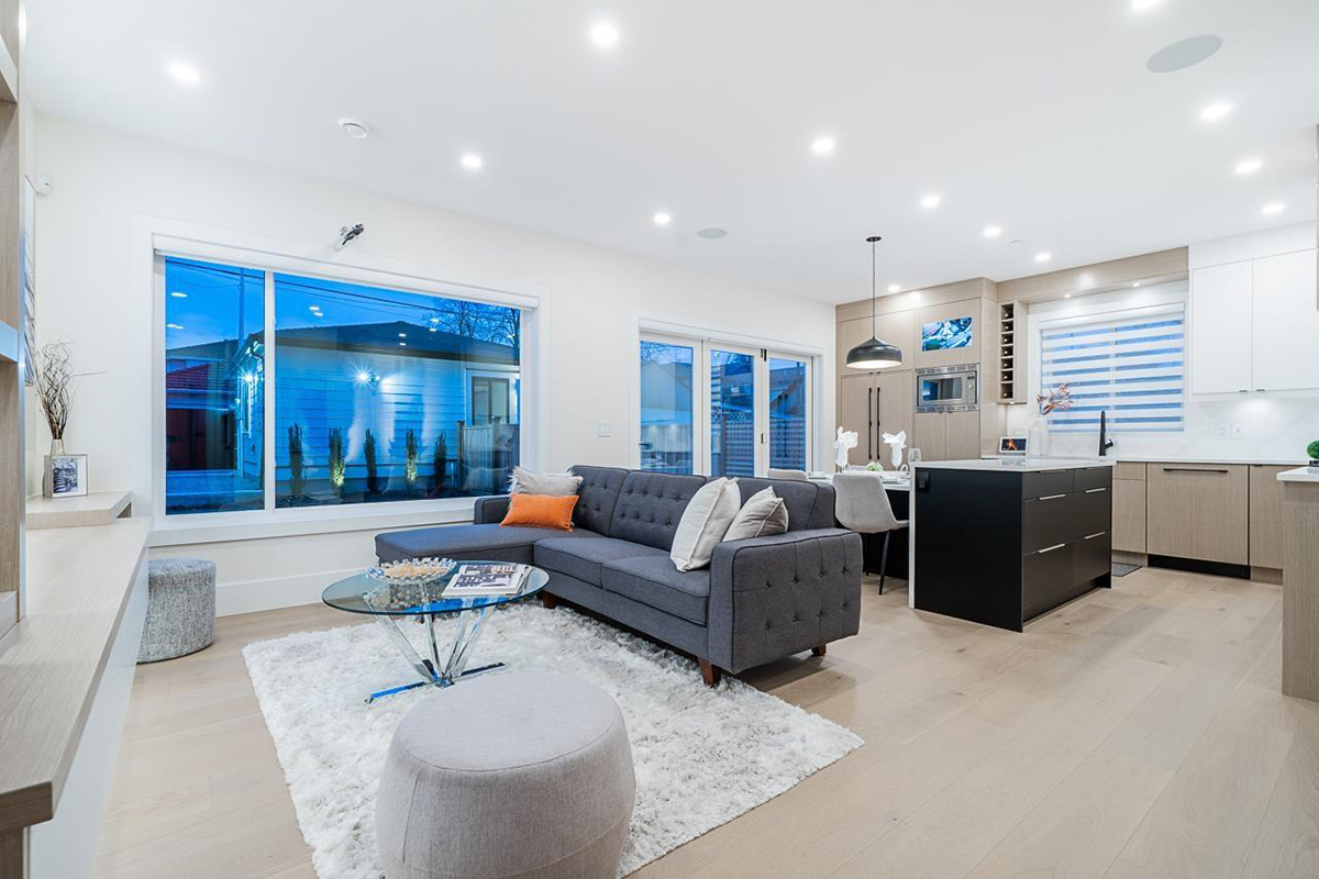 3210 CHARLES ST, Vancouver East 2