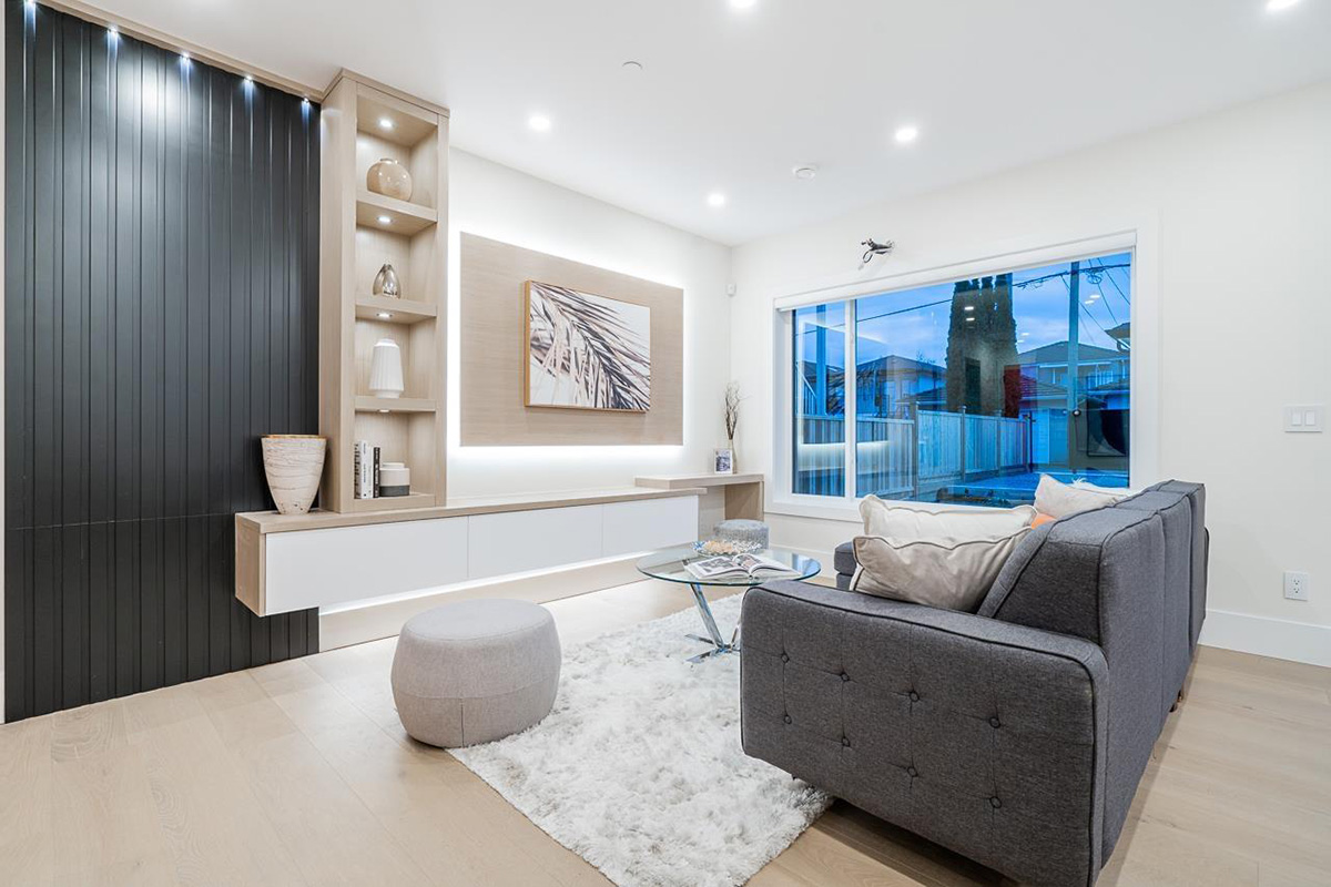 3210 CHARLES ST, Vancouver East 3