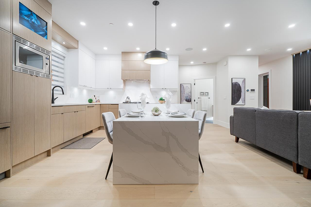 3210 CHARLES ST, Vancouver East 9