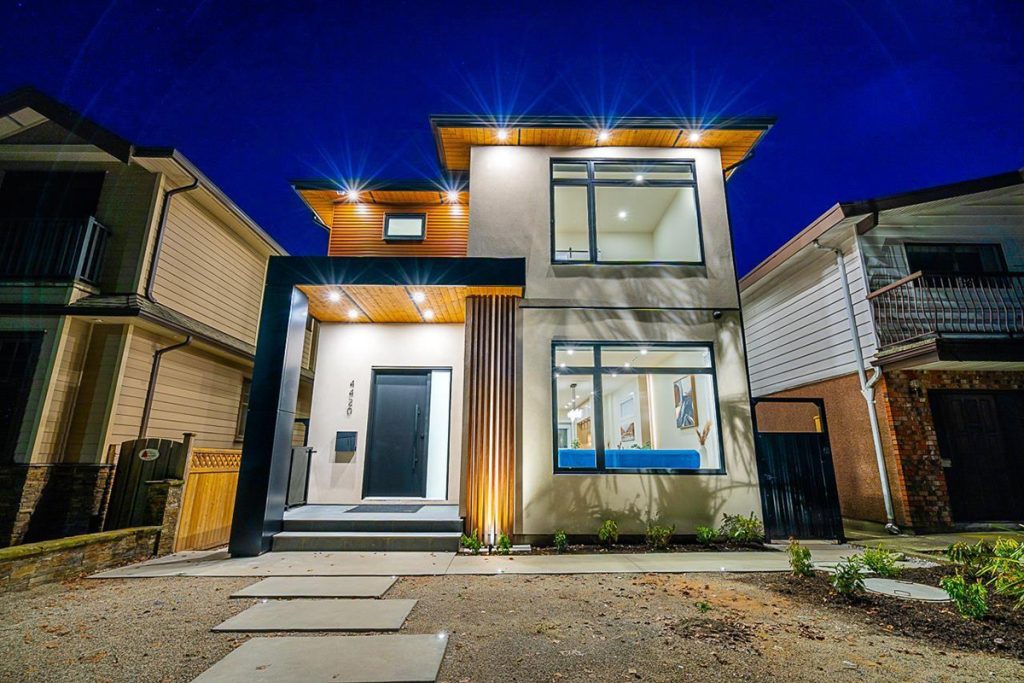 4420 Union Street, Burnaby North