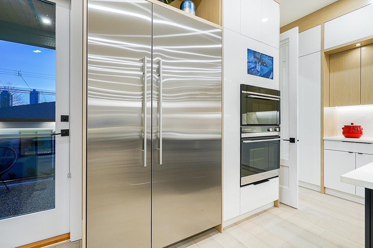 4420 Union Street, Burnaby North 12