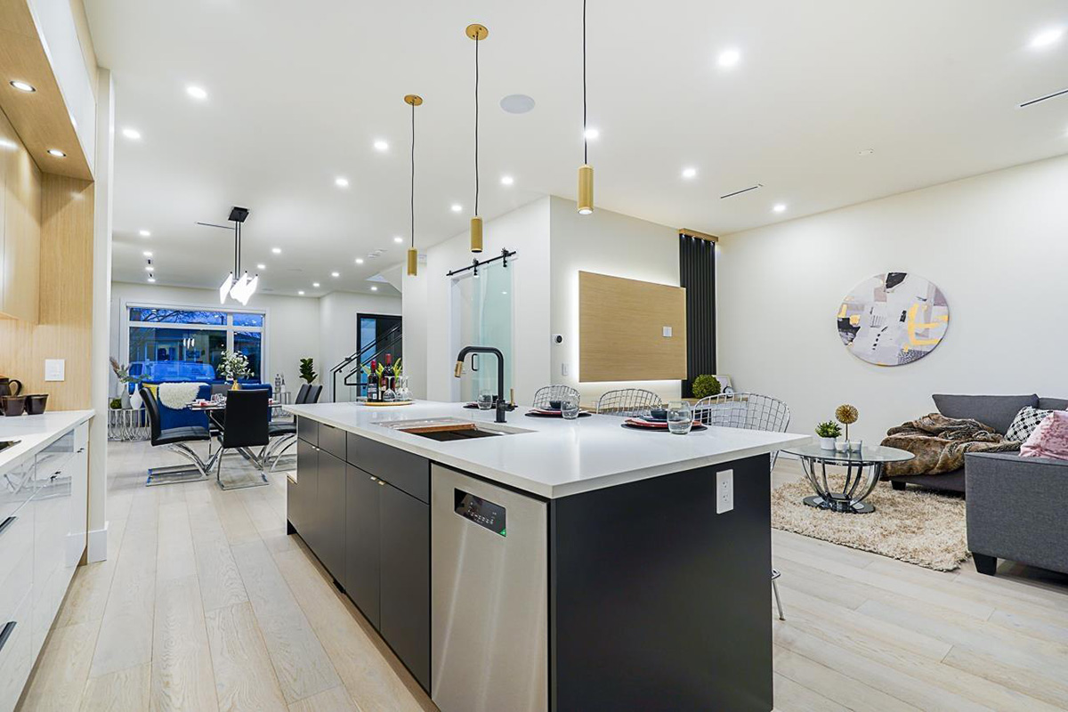 4420 Union Street, Burnaby North 13