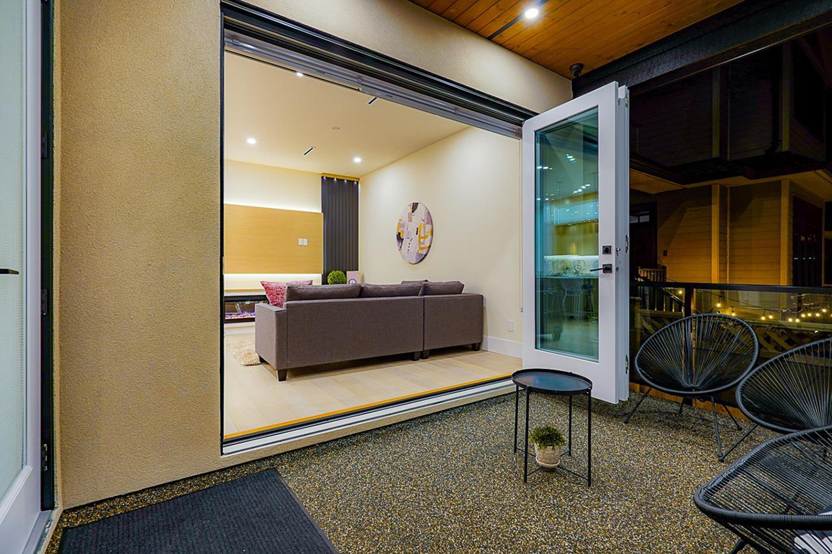 4420 Union Street, Burnaby North 19