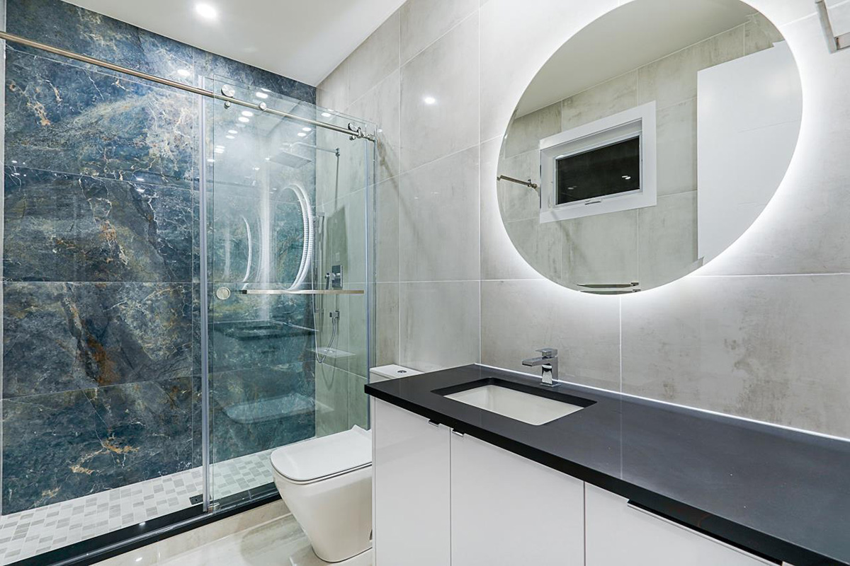 4420 Union Street, Burnaby North 30