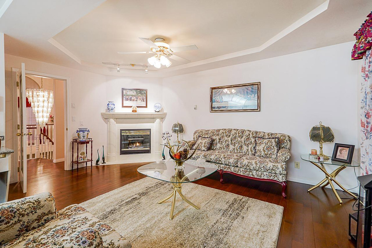 4849 Canada Way, Burnaby North 20