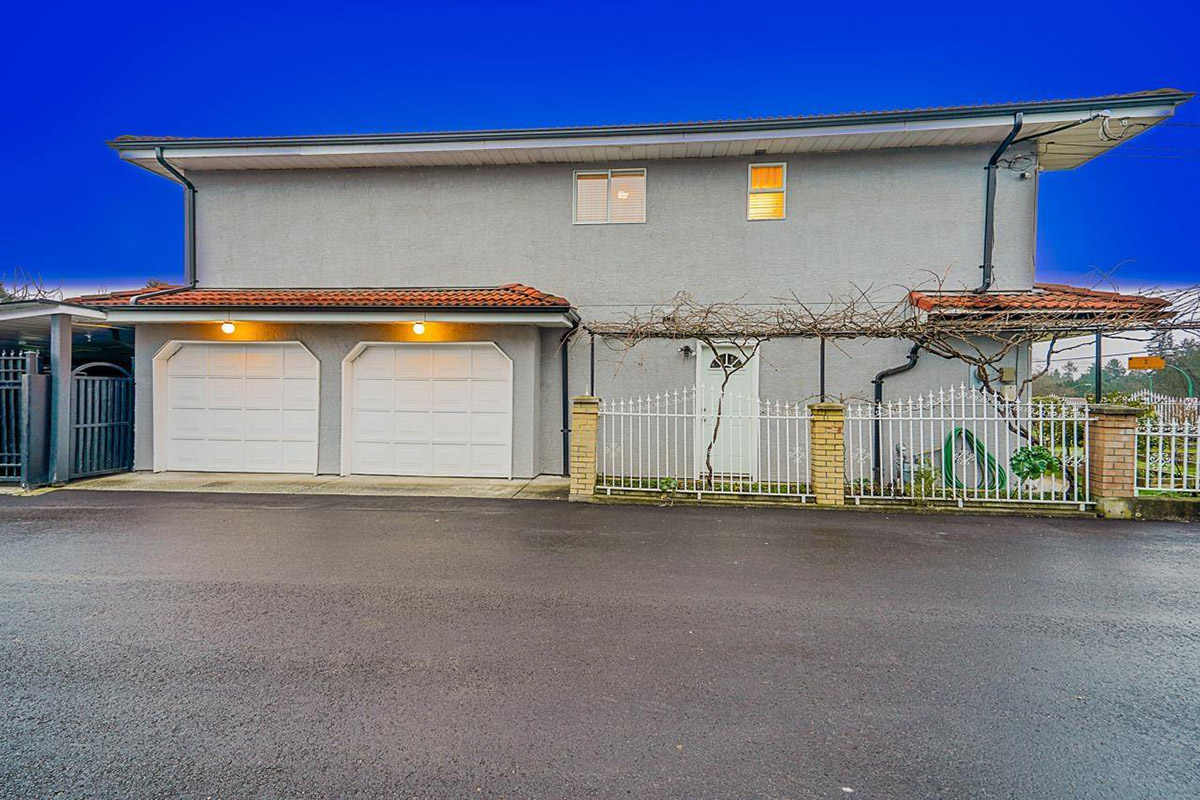 4849 Canada Way, Burnaby North 33