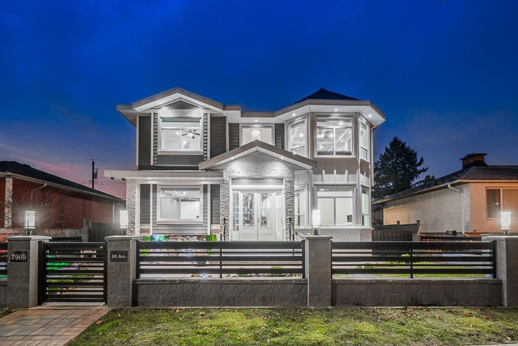 7969 16th Avenue, Burnaby East