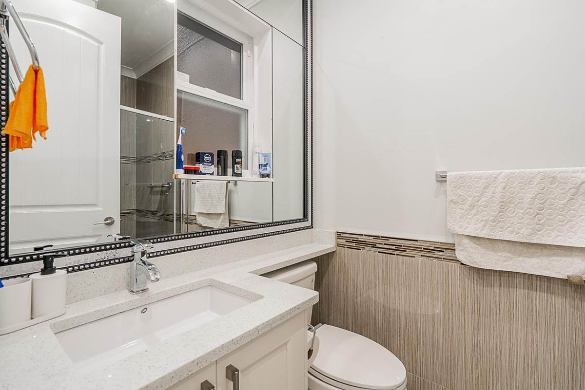 7969 16th Avenue, Burnaby East 22