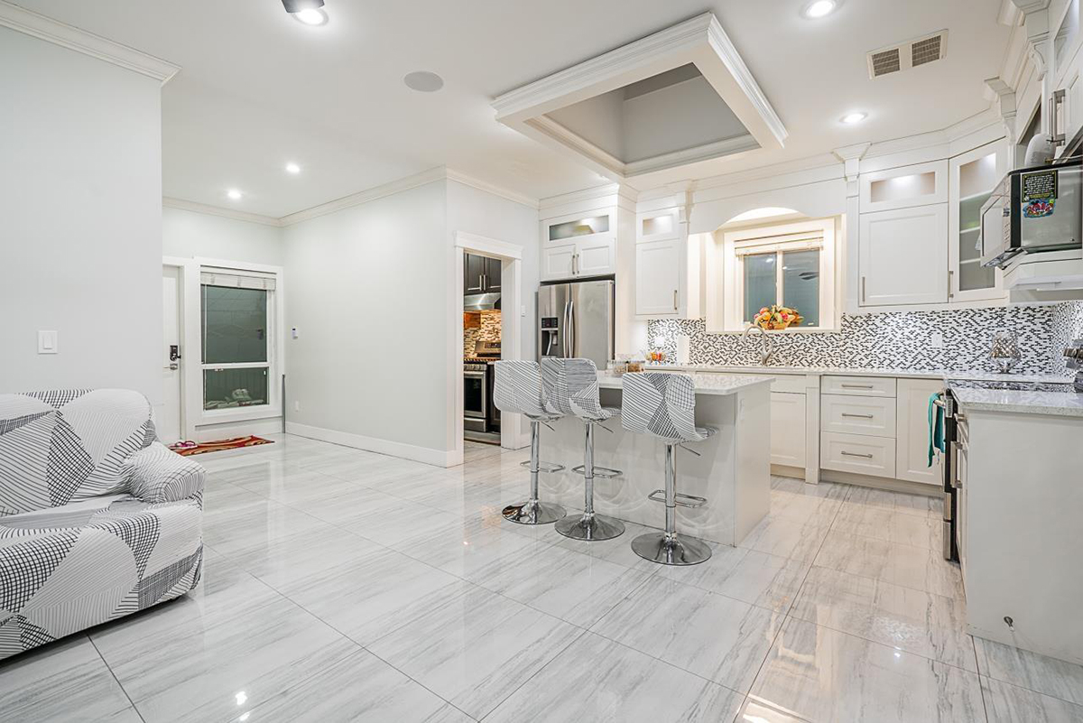 7969 16th Avenue, Burnaby East 6