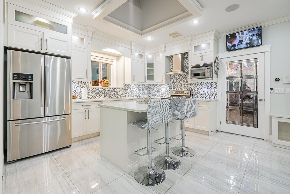 7969 16th Avenue, Burnaby East 7