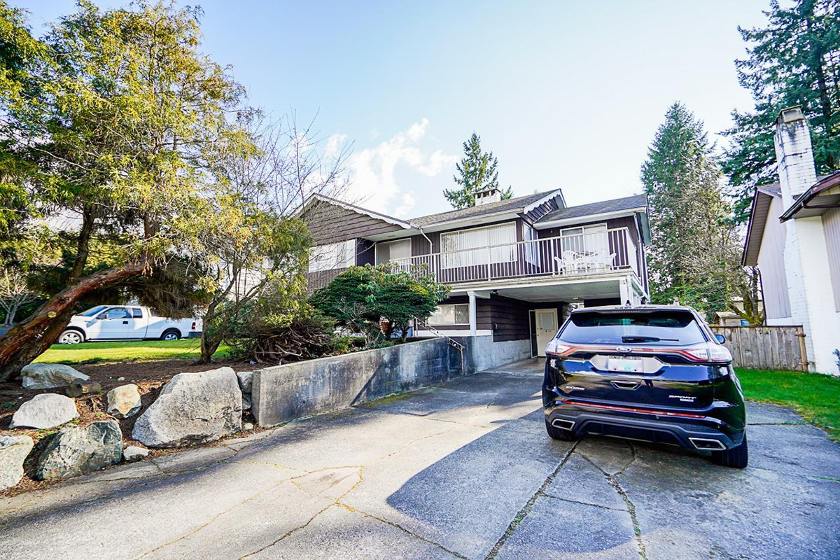 11296 88A Avenue, North Delta