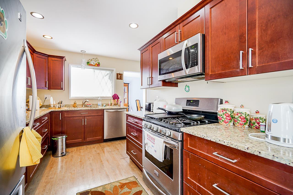 11296 88A Avenue, North Delta 11
