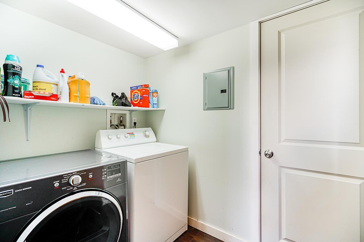 11296 88A Avenue, North Delta 22