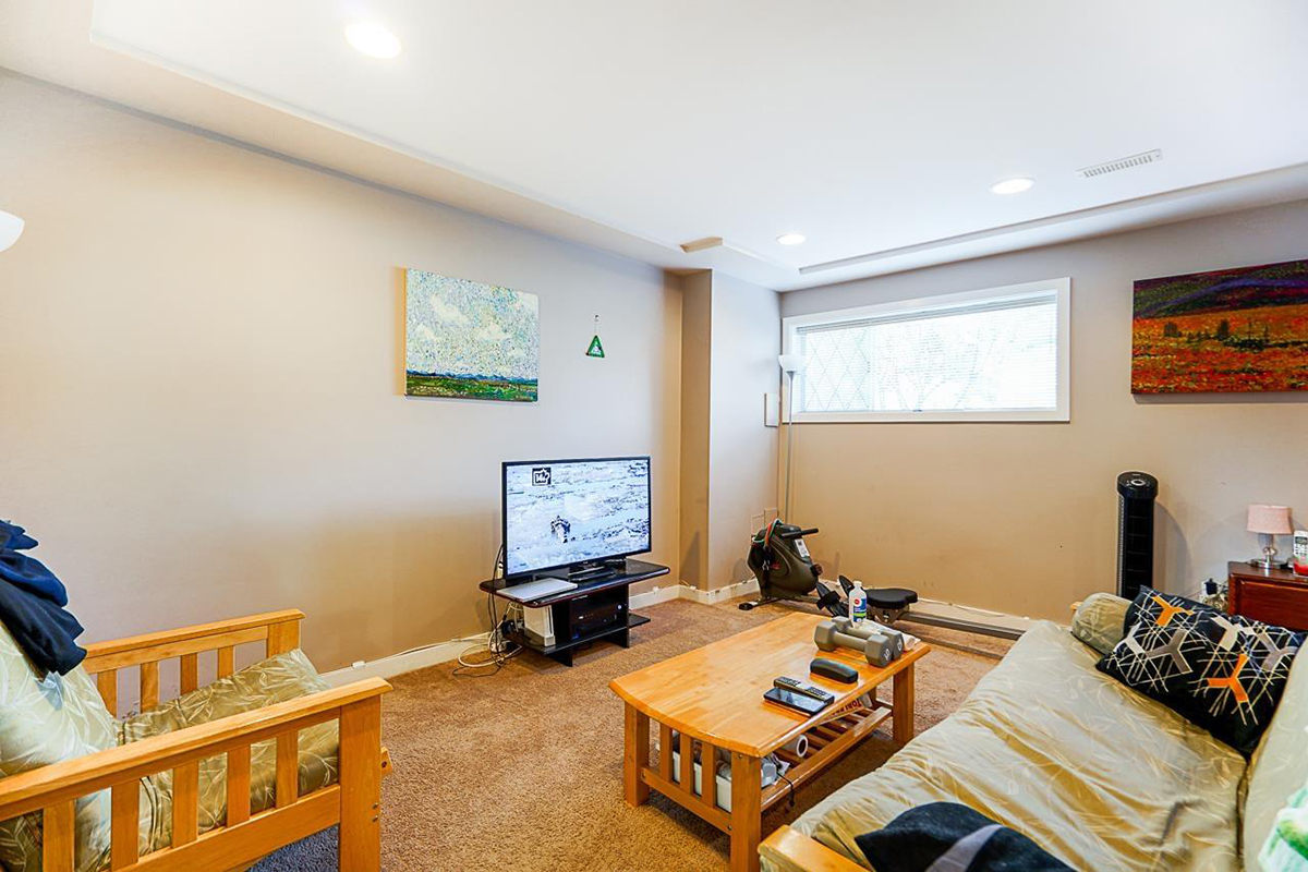 11296 88A Avenue, North Delta 23