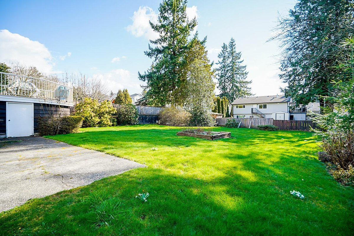 11296 88A Avenue, North Delta 25