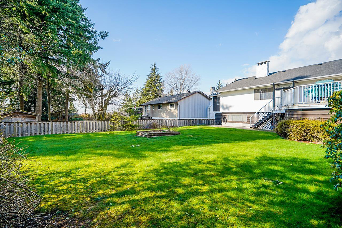 11296 88A Avenue, North Delta 27