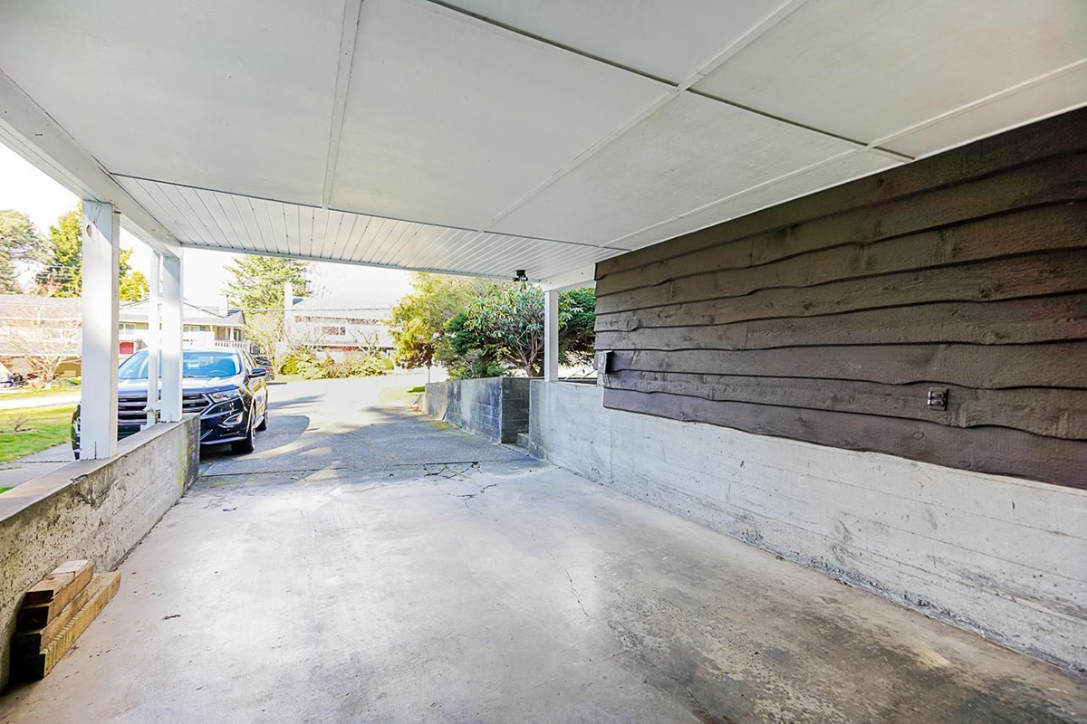 11296 88A Avenue, North Delta 4